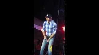 Cole Swindell ~ Dozen Roses and a Six-Pack
