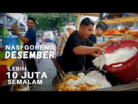 Up to 1,200 Servings a Day!! Banda Aceh December Fried Rice