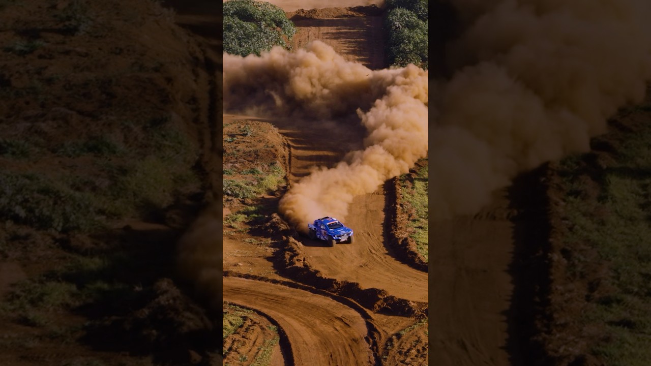 Motores ligados. Começou o Rally dos Sertões.#FordRacing