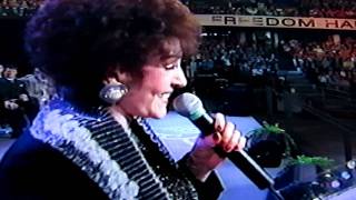 Dottie Rambo-I Go To The Rock, I&#39;ve Never Been This Homesick Before