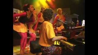 Peter Combe - Tell Me the Time (LIVE)