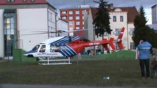 preview picture of video 'Vrtulník v Kojetíně'