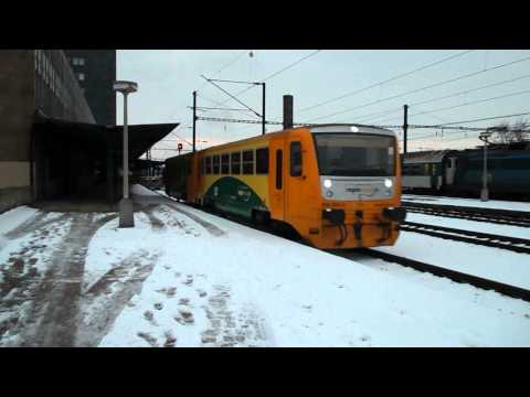 Odjezd vlaku Os 6747 (ČD 814.158) - Most, 13. 3. 2013