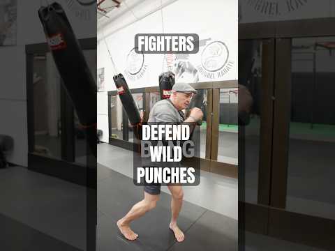 How To Defend Against Wild Punches #boxingtraining #fightprep