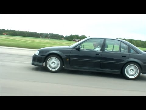 377 HP Lotus Omega  / Carlton vs BMW M5 E39 Supersprint headers and exhaust 430 HP