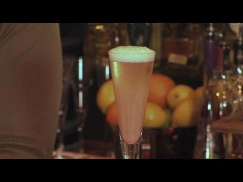 How To Mix Bellini Cocktail