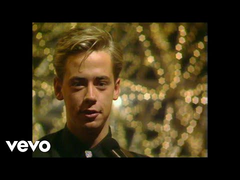 Haircut 100 - Love Plus One (Live from Top of the Pops: Christmas Special, 1982)