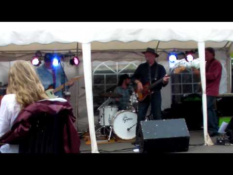 The Swamp Band, Fairport Fringe 2011 Whiskey lullaby