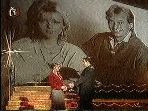 Iveta Bartošová-ČERVENÁM,LÉTO,DVA ROKY PRÁZDNIN,VÍŠ LÁSKO