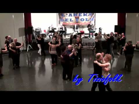 SANDALO CINESE valzer di Borghesi eseguito da MASSIMO FABIANI all'ARENA DEL FOLK 2013