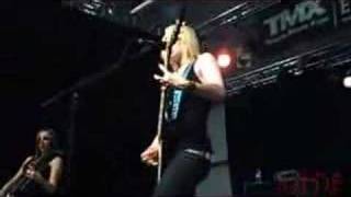 Kittie - Never Again (live)