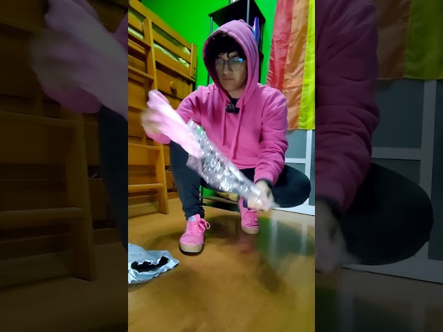 Vídeo relacionado con Jayson Home For Wayward Dogs Apellido Sudadera con Capucha