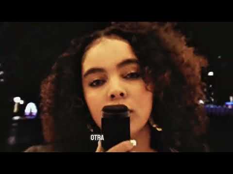 Lulu Castillo- Ponte algo movido 