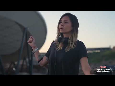 Deborah De Luca playing Niereich & Shadym   Flashban [Eclipse Recordings]