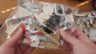 Unboxing Lego Creator Winter Village Fire Station SET 10263