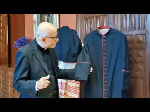 ¿Cómo son y cómo se usa cada una de las vestiduras eclesiásticas o litúrgicas? Explicación sencilla