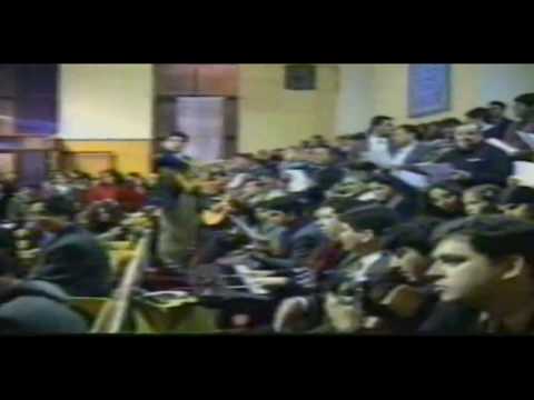 VAGANDO EN SOLEDAD  COROS UNIDOS  (Daniel Díaz R. Autor, Letra, Música y Arreglos )