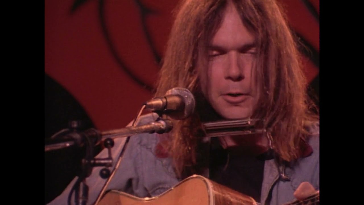 Neil Young - Heart of Gold (from Across The Water) - (Archives Vol. III ) - (Official Music Video) - YouTube