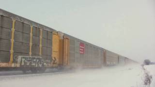 preview picture of video 'UP 4602 West, Near Maple Park, Illinois on 12-27-09'