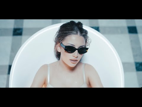 Герой - Михаела Маринова