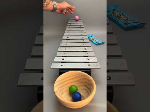 Metal Keys & Soft Beats – Relaxing Ball Melody