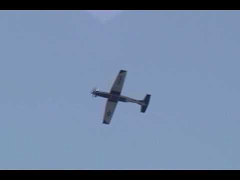 Andrews AFB Airshow 2006 - USAF T-6 Texan II demo