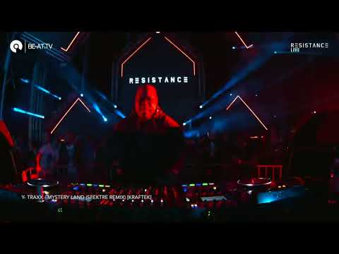 Carl Cox drops 'Y-Traxx - Mystery Land' (Spektre Remix) at Resistance, Ibiza