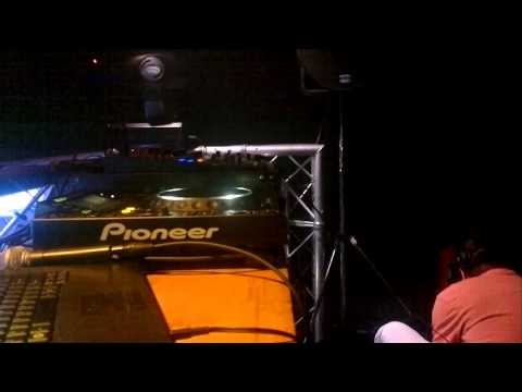 buzz fuzz  @ de steen 12 mei 2012