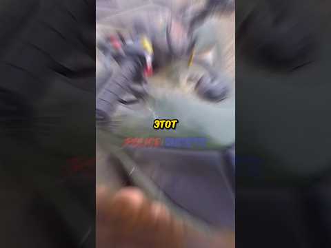 Байкер защищает КОТИКА.. 👀