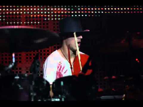 The dAdA - Breaking the lines