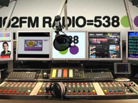 radio aankondiging   "One" by Anja Wessels