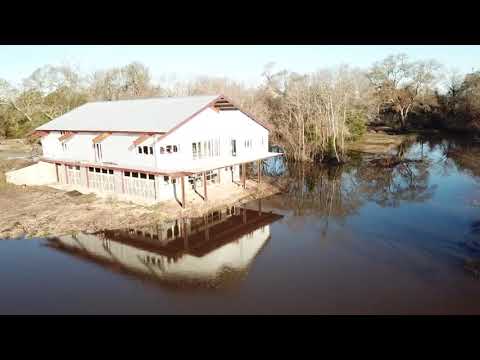 Barndominium on Moon Lake