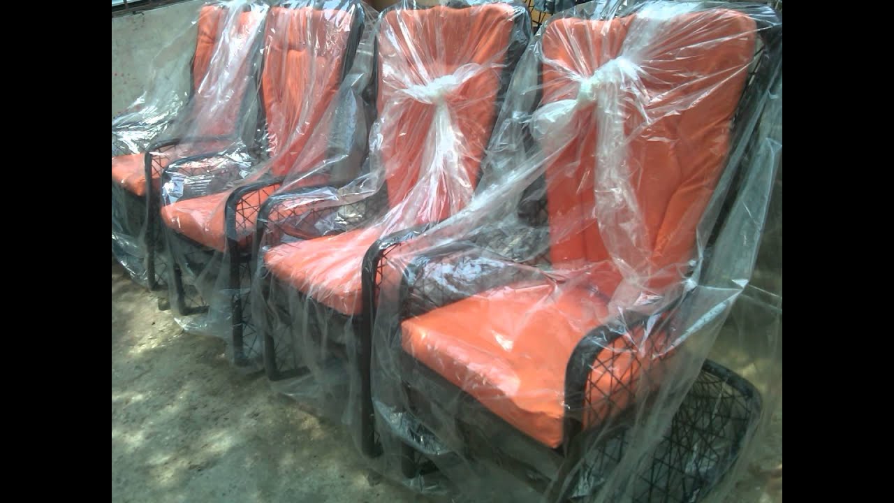 Mecedoras, sillas en Fibra de vidrio