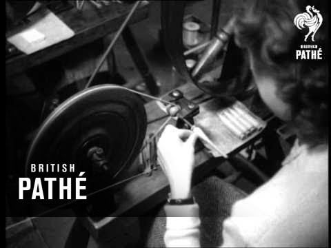 Weaving The Queen's Coronation Robe (1952)