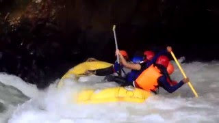 preview picture of video 'Live and Death Whitewater Rafting Ciberang River Banten Provence Indonesia'