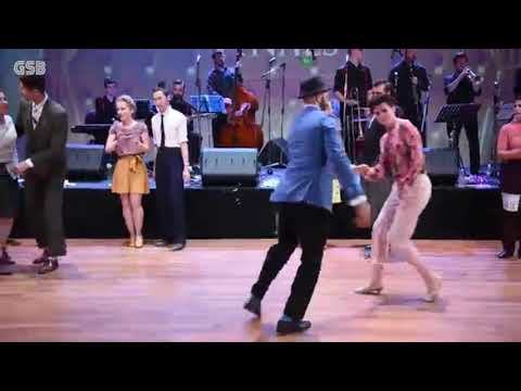 WHITE PLAINS My Baby Loves Lovin'