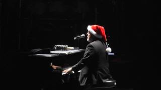 Have Yourself a Merry Little Christmas - Billy Joel at Madison Square Garden 12/17/16