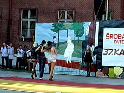 Kalamajky2010 Lady GaGa vs. Beyoncé 2