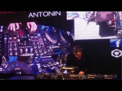 ANTONIN supports Julian Wess & Alex Wackii - Pacific @ DISCOM/MIXMOVE 2013 (Paris) [2013.03.19]