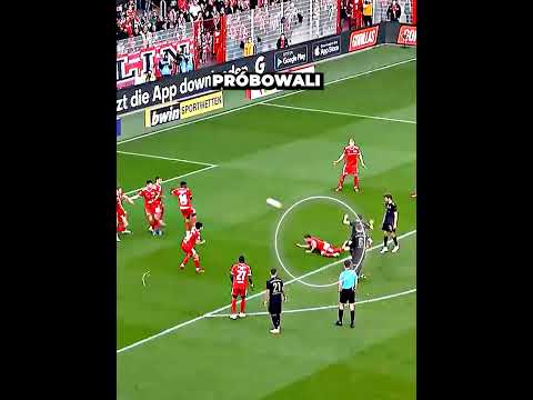 NIESAMOWITY RZUT WOLNY ROBERTA LEWANDOWSKIEGO!  ⚽️ #piłkanożna