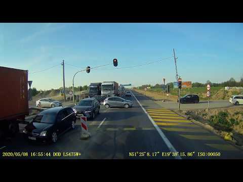 Stłuczka w korku na A1 w Piotrkowie Trybunalskim