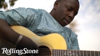 Malian Virtuoso Guitarist Vieux Farka Touré Plays the Desert Blues