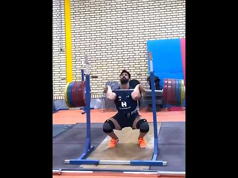 Ali Alipour (95) 270 kg front squat