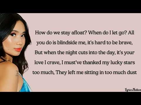 NIKI - Autumn (lyrics)