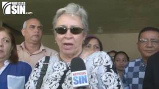 Ministra de Salud advierte cerrarán clínicas privadas y farmacias que no regulen estatus