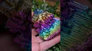 Download lagu Bismuth Crystals Have a Dirty Secret... #crystals #gems #metals #elements #nature #science mp3
