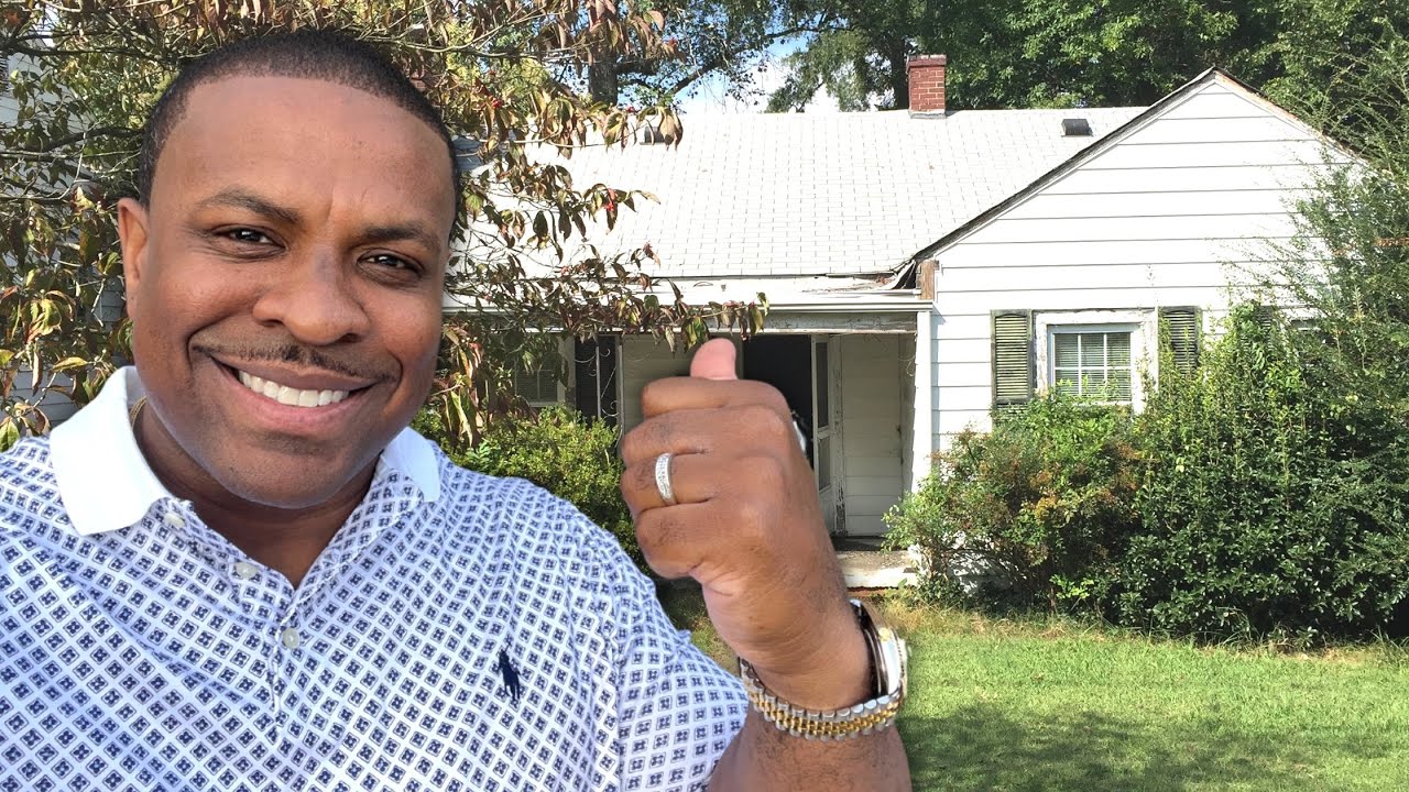 How to Wholesale Real Estate Step By Step (Even If You’re Broke!)