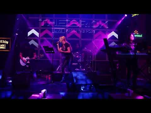 NEVER B4 - Papa Don't Preach [Live from The Brick Port]