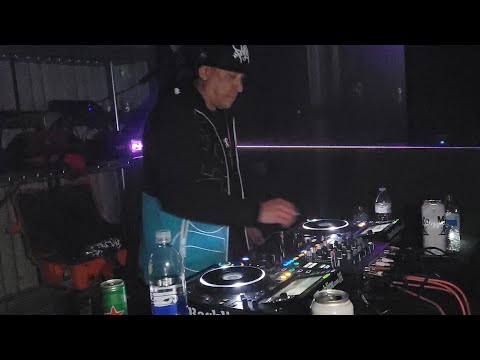 This is Jungle! RAW. Los Angeles.