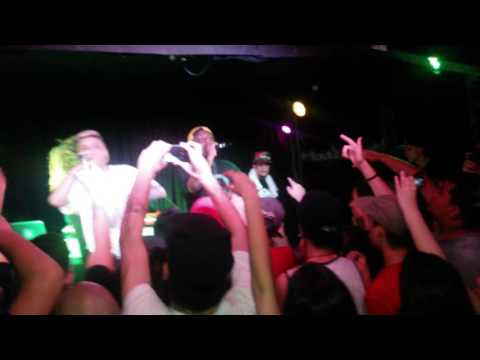 Haikaiss part Flow Mc - Leva e traz (São José dos Campos)